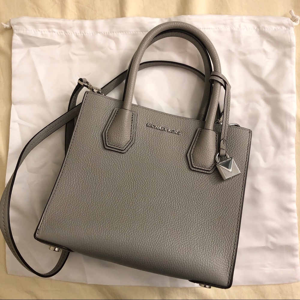 Michael Kors Mercer Medium Tote